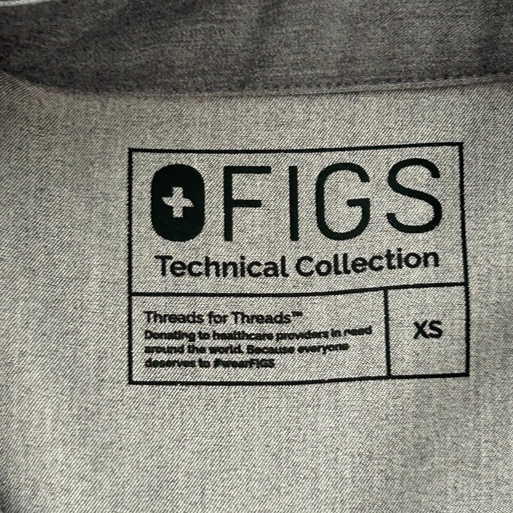 Figs Gray Boxy Button Down Shirt with Mandarin Collar - Picture 3 of 9